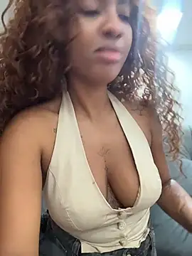 Angel_preta - Tirar a blusa