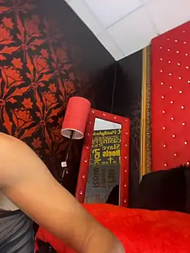 ParisStarXXX - SQUIRT + CREAMY PUSSY 💦🥵