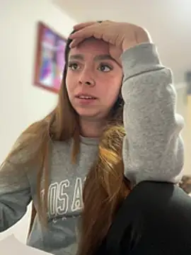 Cloew_Marz - Show boobs