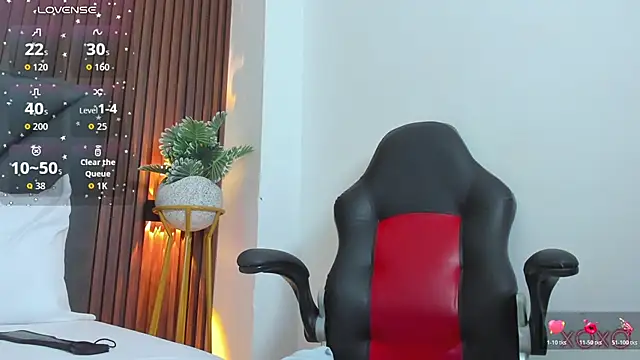 Linda_rios_ - ice on my boobs