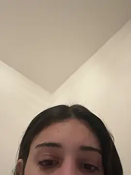 Bellefleurrr - last tipper wins my first fuck dildo vid