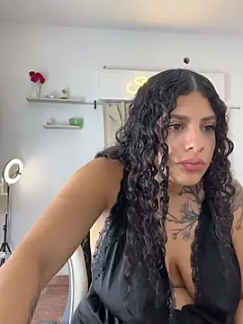 Shurabig - I play with my pussy
