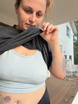 D-rough4420 - Take titties out