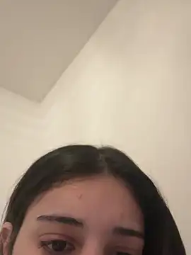 Bellefleurrr - last tipper wins my first fuck dildo vid