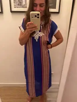 Camii2244 - cameltoe