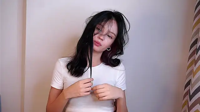 CherryKahae - to play with hair and dance