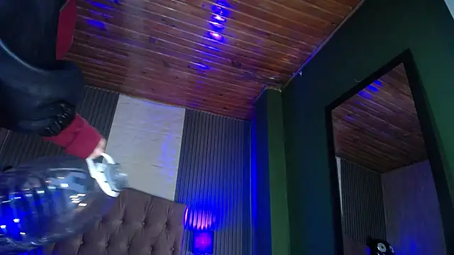 Kittyhouse_hs