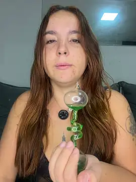 BrunaMendees - USAR DILDO MAIS VIBRADOR AO MSM TEMPO