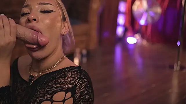 NalaGlow - Finger my Tight Pussy