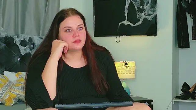 Bella_Rush - red cheeks here