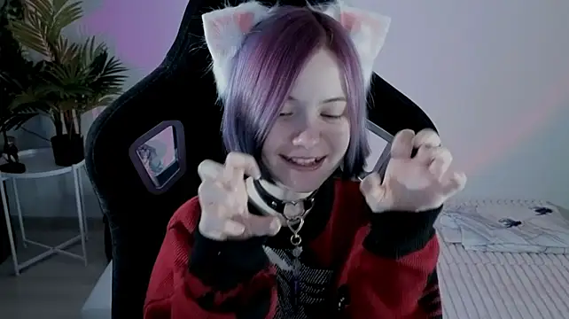 Hikkacat