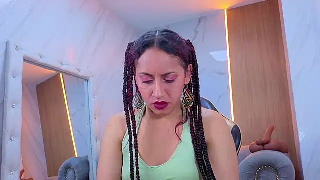 Lola_roses_tf - DOGGY TWERK + TAKE OFF PANTI