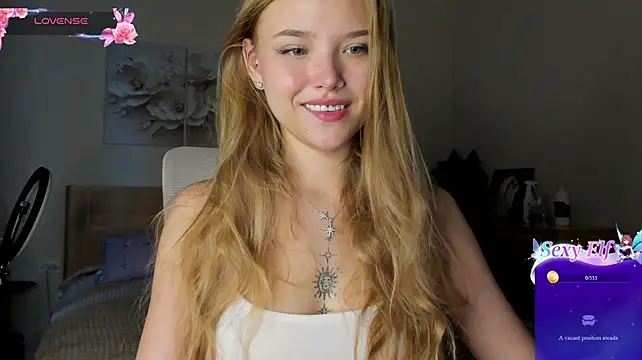 Flooora_0 - flash boobs