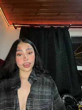 Rayne_cami - Show big tits