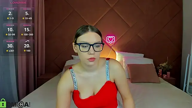 Louisa_presle - show boobs