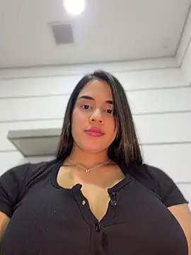 BellaLeclair_