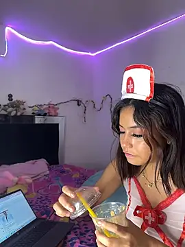 TamaraMera - nalgada mas beso