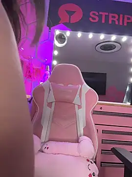 Kate-Paul - Strip naked for you