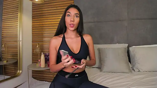 EllaSanz_ - Tease me a little Ella :)