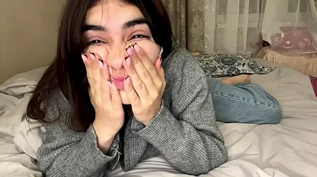 Ledi_Asthik - Sexy Eye Contact + Wink