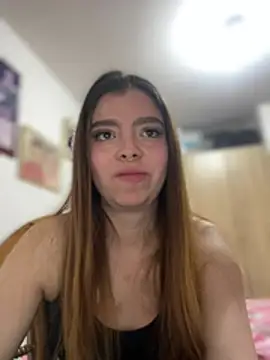 Cloew_Marz - Rub pussy + full Naked + oil