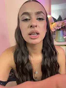AliciaRoux - Fingering deep & hard dripping