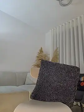 Alice_Barry - play with my clit orgasm