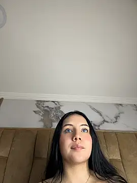 Emily_Trujillo - Ride dorso 🍆🌸