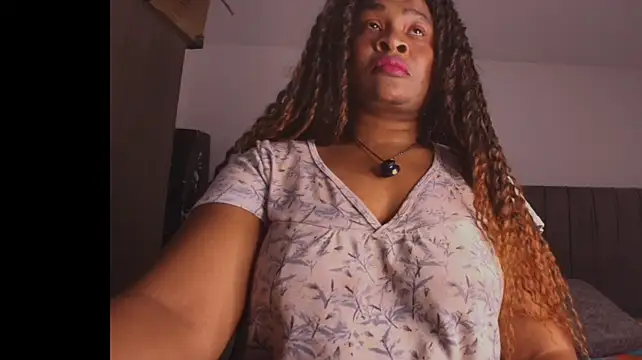 Luxy_benet - wet my pantis