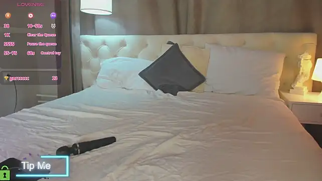 Valerie_Woods - foot dildo masturbation