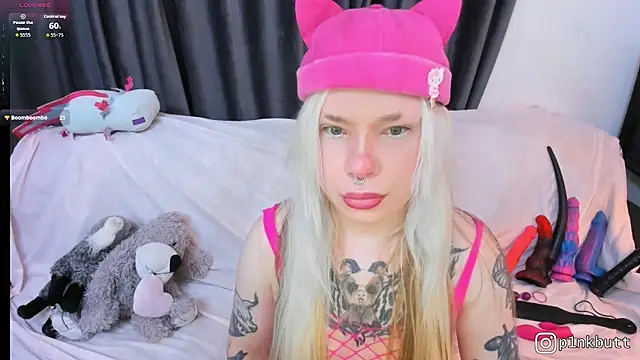 HelenGoat - Naked ass twerking!!!