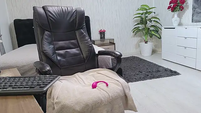 KattyeFox - toy fuck and squirt