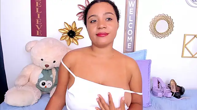 Paolitakens - show boobs