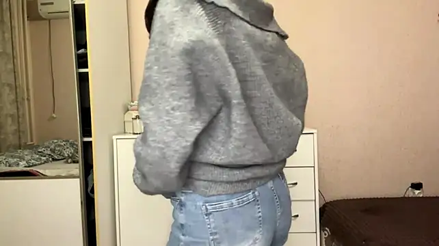 Ledi_Asthik - Sexy Eye Contact + Wink