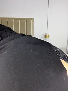 Aisha_k - 2 fingers in the vagina