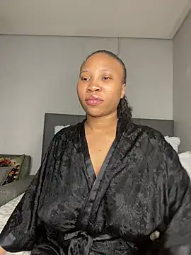 DrippinCaramelCutie