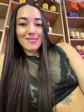 HollyAngel2 - Show ass 🥵🥵🥵🍑🍑🍑