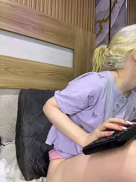 Elif_blond - domi in my pussy+squirt+2 min control