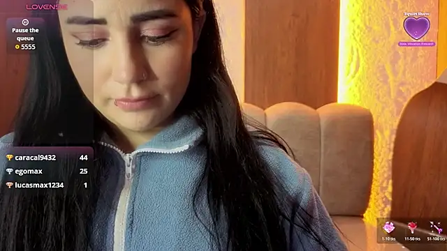 Juliette_v_ - Suck fingers
