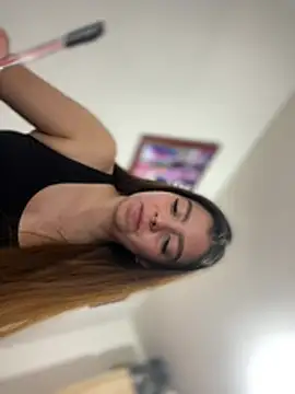 Cloew_Marz - Rub pussy + full Naked + oil