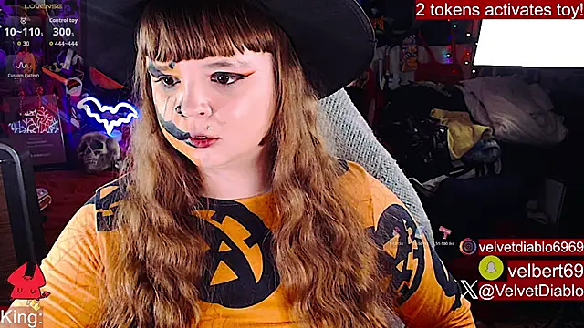 VelvetDiablo - Can I use your face as a seat?