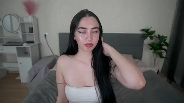WildKittenX_ - spank me hard 10 times