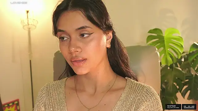 SeleneVaughan - Rub pussy in doggy style