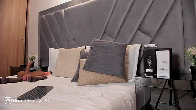 Brenda_nova18 - sexy dance for you