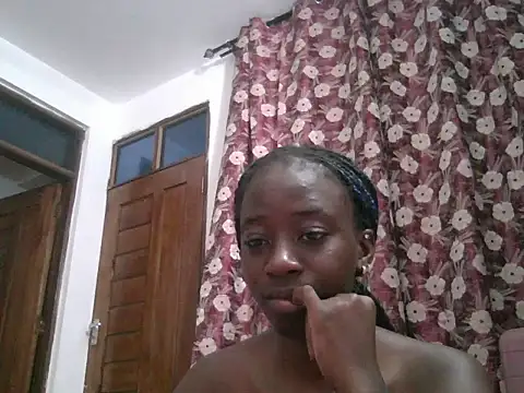 Darkpretty23 - sexy big nipples for yu daddy