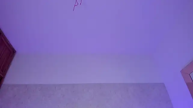 EmiliBoobss - NAKED + SQUIRT