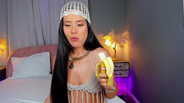 AmedeeaBanks - Tease me with your gentle vibrations