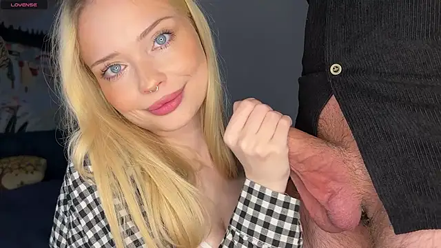 Dollfromvenus - blowjob and deepthroat