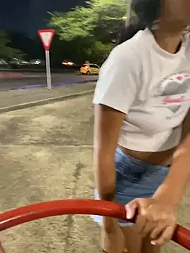 Broken_Latina_Whores_JE - Show tits 🔥