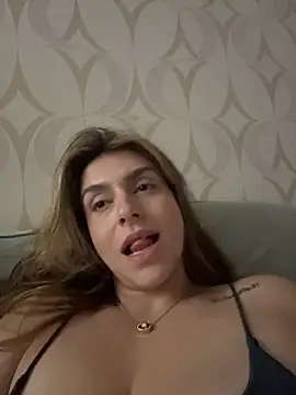 BarbieHotBrazil - Dedo no cu ao vivo